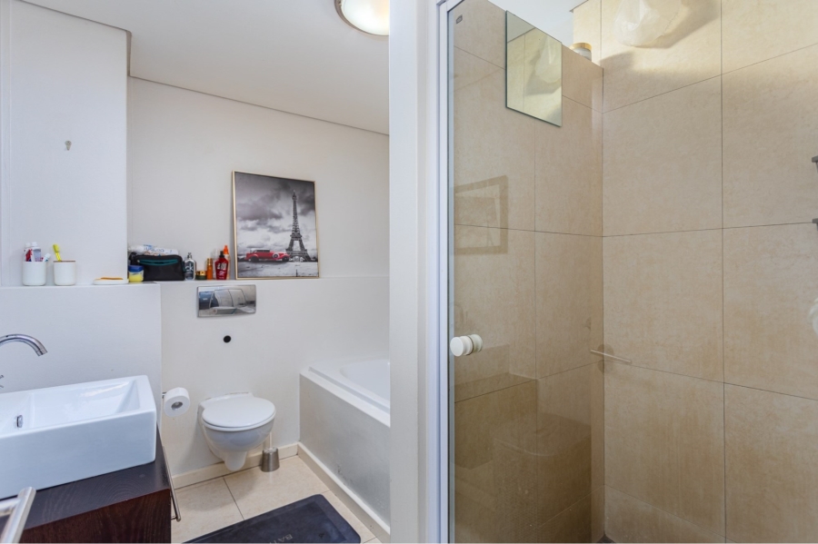 1 Bedroom Property for Sale in Cape Town City Centre Western Cape